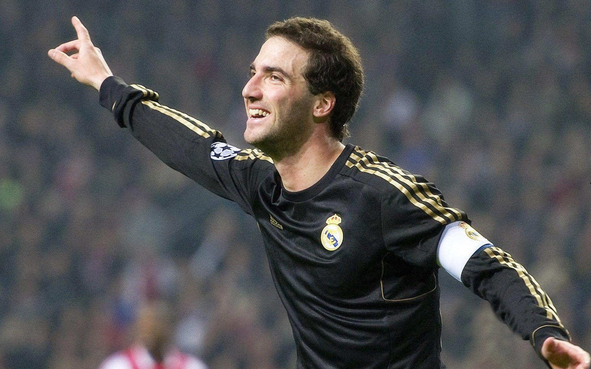 法国新星引豪门争夺,尤文、斯图加特与洛里昂紧盯U20主力右闸贝尤库