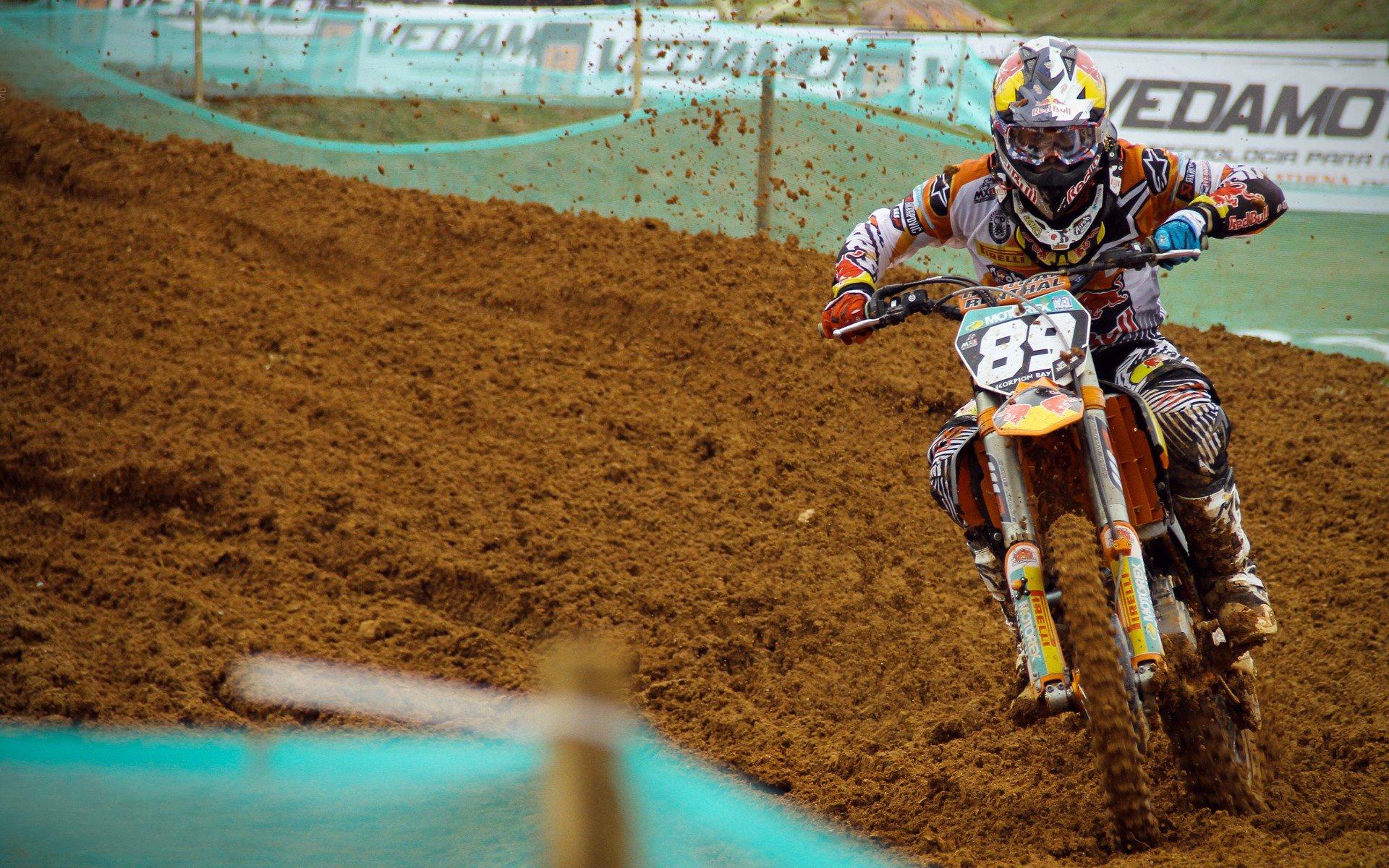 中超激战，刘洋黄紫昌闪耀，泰山2比2战平十人河南